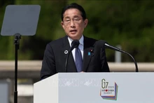Le Premier ministre japonais, Kishida Fumio, lors de la conférence de presse sur la clôture du Sommet. Photo : VNA.