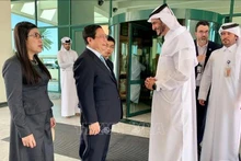 Le Premier ministre Pham Minh Chinh visite la zone industrielle de Ras Laffan avant de terminer sa visite officielle au Qatar. Photo : VNA.