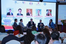 Lors du colloque. Photo : tienphong.vn