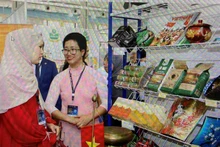 Présenter des produits vietnamiens aux Algériens. Photo: VNA