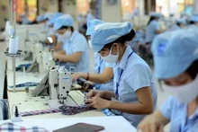 Les principaux marchés d’exportation tels que les États-Unis, le Japon, la République de Corée et la Chine restent les moteurs de la croissance du secteur vietnamien du textile et de l'habillement. Photo : congthuong.vn
