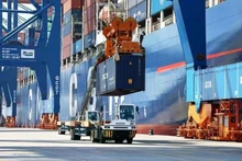 Conteneurs au port de Gemalink dans la province de Bà Ria-Vung Tàu (Sud). Photo : VNA.