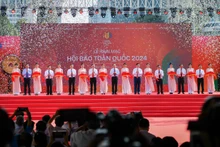 Cérémonie d'ouverture de la Fête nationale de la presse 2024 à Hô Chi Minh-Ville. Photo : NDEL.