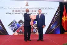 Lors de la cérémonie inaugurale du consulat général du Vanuatu à Hô Chi Minh-Ville. Photo : VNA.