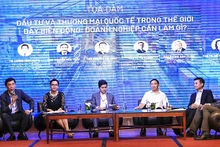 Séminaire « Commerce et investissement dans un monde en mutation : ce que les entreprises doivent faire ». Photo : thoibaotaichinhvietnam.vn
