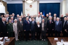 Rencontre en l’honneur du 50e anniversaire de la victoire de Diên Biên Phu aérien, le 8 décembre en Russie. Photo : VNA.