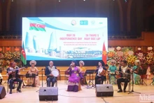 Concert à l’occasion de la fête nationale de l’Azerbaïdjan, le 28 mai à Hanoi. Photo : NDEL.