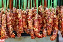 La saucisse fumée de Cao Bang. Photo : VNP
