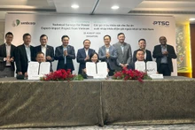 Coopération entre PTSC, membre du groupe PetroVietnam, et Sembcorp Utilities Pte. Ltd. (Singapour). Photo : VNA.