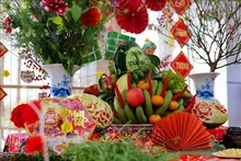 Plateau aux cinq fruits du Têt (Nouvel An lunaire). Photo : VNA.