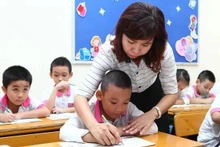 Le Politburo annonce une exemption de frais de scolarité pour les élèves de la maternelle au lycée dans le système scolaire public. Photo : VNA.