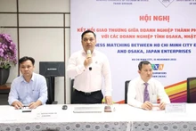 Nguyên Phuc Khoa, vice-président de l’Association de l’alimentation et des denrées alimentaires de Hô Chi Minh-Ville, prend la parole lors de l’évènement. Photo : VNA.