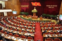 Séance de clôture du 6e Plénum du 13e Comité central du Parti communiste du Vietnam. Photo : VNA.