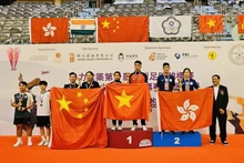 Avec un total de 11 médailles d’or et trois d’argent, le Vietnam a terminé premier aux premiers Championnats d'Asie de plumfoot et de plumfoot pour la jeunesse. Photo : sggp.org.vn