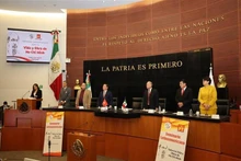 La délégation du PCV à un séminaire sur la vie, la carrière et la pensée du Président Hô Chi Minh, organisé conjointement par le PT et le Sénat mexicain. Photo : VNA.