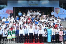Le Camp d’été 2023 attire 120 jeunes vietnamiens de 26 pays et territoires. Photo : baoquocte.vn