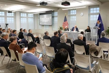 Séminaire sur les accords de paix de Paris et leurs impacts sur les relations entre le Vietnam et les États-Unis. Photo : baoquocte.vn