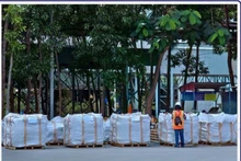 La Société par actions de ciment Vicem Hà Tiên a annoncé qu’un lot de ciment de cette entreprise exporté vers les États-Unis arriverait au port de Guam à la fin du mois d'août. Photo : baodautu.vn