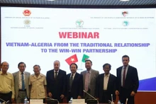 Des délégués lors du séminaire sur les relatione entre le Vietnam et l’Algérie. Photo : VNA.