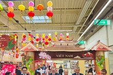 Cérémonie d’inauguration de la Semaine des produits à l'occasion du Nouvel An lunaire vietnamien en France. Photo : https://vneconomy.vn/