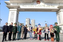 Au poste-frontière international Lào Cai, le 8 janvier. Photo : VNA.