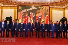 Le Président vietnamien, Vo Van Thuong, le Secrétaire général, Président de la République populaire de Chine, Xi Jinping, et les délégations de haut rang des deux pays. Photo : VNA.