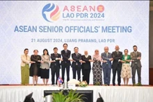 Les délégués à la réunion des hauts officiels de l’ASEAN (SOM), dans la ville de Luang Prabang, au Laos. Photo : VNA.