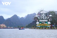 La pagode des Parfums est l’un des célèbres sites de pèlerinage bouddhistes au Vietnam, étroitement associé au culte du bodhisattva Avalokiteshvara (Quan Am). Photo : VOV