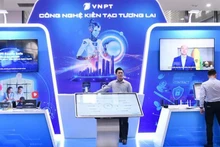 Un stand de la compagnie VNPT IT lors de l'événement « Journée de la transformation numérique » le 10 octobre 2024 du ministère de la Sécurité publique. Photo : vnptit.vn