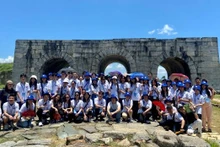 A la citadelle de la dynastie Hô, dans le district de Vinh Lôc. Photo : thoidai.com.vn