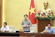 Le Président de l'Assemblée nationale, Vuong Dinh Huê, prend la parole. Photo : VNA.