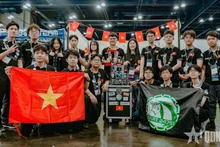 L’équipe de robotique GreenAms 24751 du lycée d’excellence Hanoï-Amsterdam. Photo : qdnd.vn