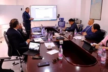 Séance de travail entre entreprises vietnamiennes et algériennes. Photo : VNA.