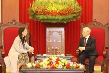 Le Secrétaire général du Comité central du Parti Nguyên Phu Trong reçoit la Première ministre Jacinda Ardern. Photo: VNA