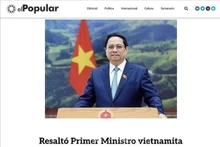 Le journal El Popular publie un article louant les réalisations socio-économiques du Vietnam en 2024. Photo : VNA.