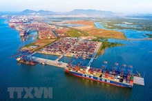 Le port-conteneurs au port international Gemalink à Bà Ria-Vung Tàu. Photo : VNA