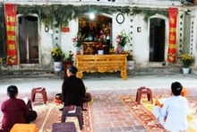 La pagode Duc Son a été construite sous la dynastie Trân dans de l’ancienne citadelle de Van An. Au cours de la 25e année de Tu Duc, la pagode fut restaurée et embellie. En 2001, elle a été classée par le ministère de la Culture et de l’Information comme relique historique, architecturale et artistique nationale. Photo : VOV