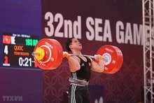 Haltérophilie: Nguyên Quôc Toan a établi un record lors des SEA Games dans la catégorie des 89 kg. Photo : VNA.