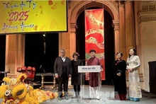 L'ambassadeur du Vietnam en France Dinh Toàn Thang s'exprime lors de l'événement. Photo: VNA