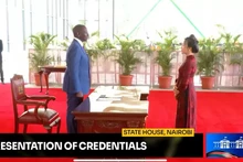 L'ambassadrice du Vietnam en République-Unie de Tanzanie et au Kenya, Vu Thanh Huyen, a présenté ses Lettres de créance au président du Kenya, William Samoei Ruto. Photo: baoquocte