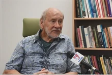Hal Hill, professeur émérite de la Crawford School of Public Policy de l’Université nationale australienne (ANU). Photo : VNA.