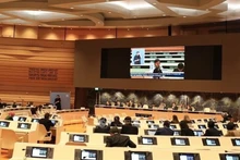 Lors de la présentation des conclusions de la séance de défense du rapport de la délégation vietnamienne sur la Convention internationale relative aux droits des personnes handicapées (CDPH). Photo : VNA.