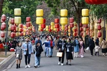 Le Vietnam a accueilli au premier trimestre 2025 environ 6 millions de touristes étrangers. Photo : VNA.