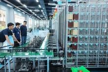 Au Centre d'innovation pour l’industrie 4.0, de l’Eastern International University, à Binh Duong (au Sud du Vietnam). Photo : VNA.