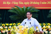 Le Premier ministre Pham Minh Chinh prend la parole à la réunion. Photo: VGP.