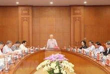 Le secrétaire général Nguyên Phu Trong préside une réunion du comité permanent du Comité de pilotage central pour la prévention et la lutte contre la corruption et les pratiques malsaines, en mai 2023. Photo: VNA