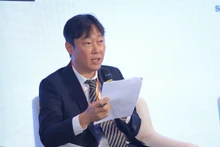 Choi Kyu Chul, vice-président de Kocham, prend la parole. Photo : baodautu.vn