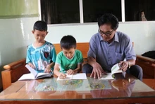 Les Chăm du village de Huu Duc (commune de Phuoc Huu, district de Ninh Phuoc) maintiennent toujours la tradition studieuse. Photo : VNA.