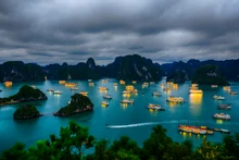 Photo de Ha Long lors de l'exposition. Photo: NDEL