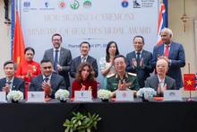 Lors de la cérémonie de signature du protocole d’accord. Photo: thoidai.com.vn